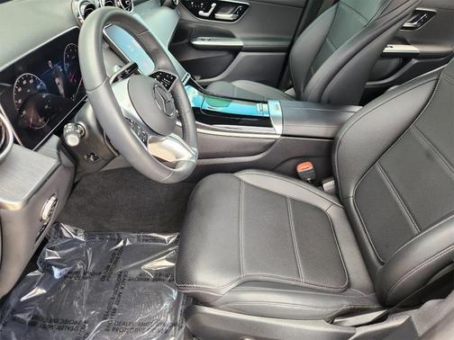 2025 Mercedes-Benz GLC 300 Base