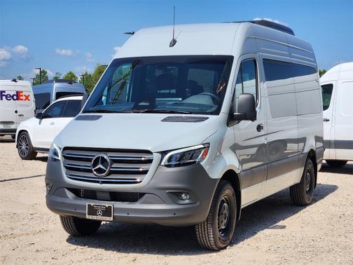 2025 Mercedes-Benz Sprinter 2500 144 WB Standard Roof Passenger