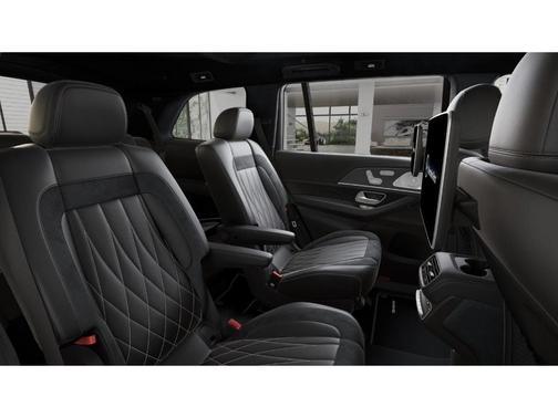 2026 Mercedes-Benz AMG GLS 63 Base