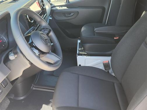 2026 Mercedes-Benz Sprinter 2500 144 WB