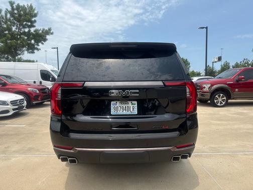 Onyx Black 2026 GMC Yukon AT4 Ultimate