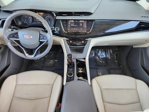 2021 Cadillac XT6 Premium Luxury FWD