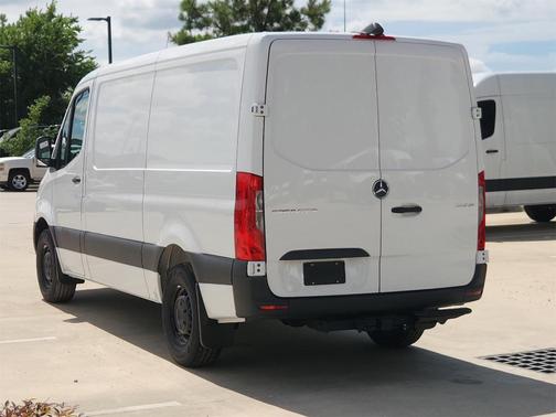 2025 Mercedes-Benz Sprinter 2500 Standard Roof