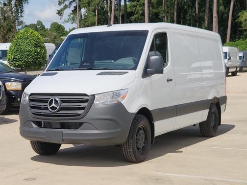2025 Mercedes-Benz Sprinter 2500 Standard Roof