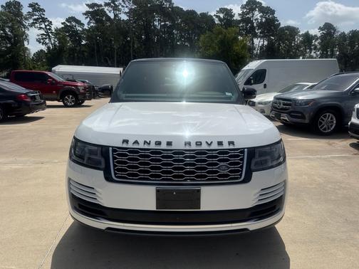Fuji White 2019 Land Rover Range Rover 3.0L V6 Supercharged HSE