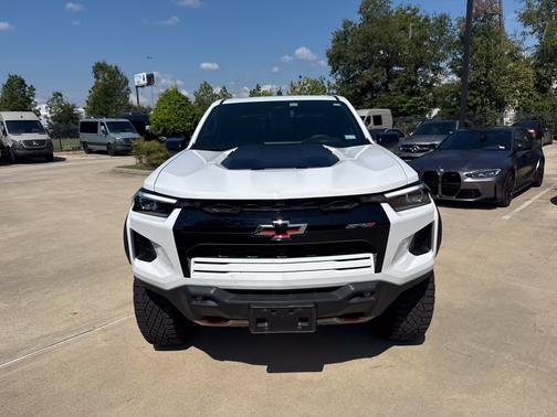 Summit White 2025 Chevrolet Colorado ZR2