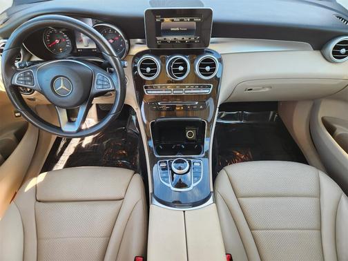 2018 Mercedes-Benz GLC 300 Base