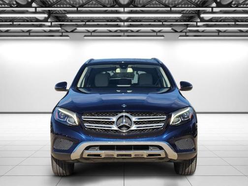 2018 Mercedes-Benz GLC 300 Base