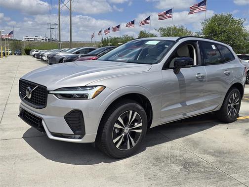 2025 Volvo XC60 B5 Core