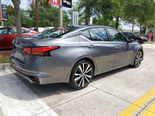 2019 Nissan Altima 2.5 SR