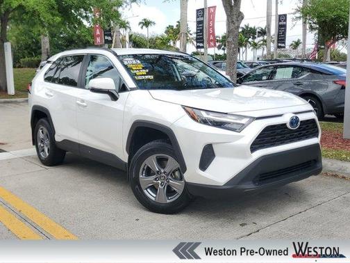 2024 Toyota RAV4 Hybrid XLE