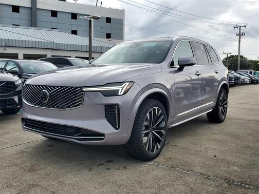 2026 Volvo XC90 B5 Plus 7-Seater