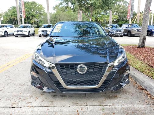 2021 Nissan Altima 2.5 SR