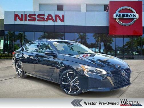 Black 2024 Nissan Altima 2.5 SR