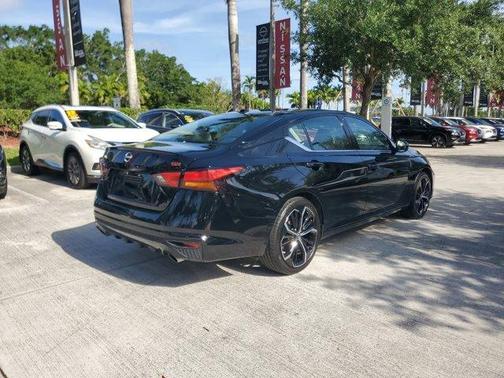 Black 2024 Nissan Altima 2.5 SR