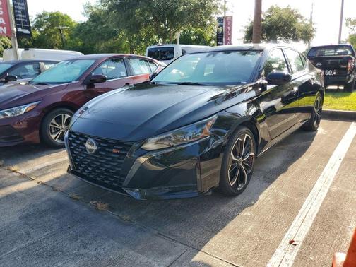 Black 2024 Nissan Altima 2.5 SR