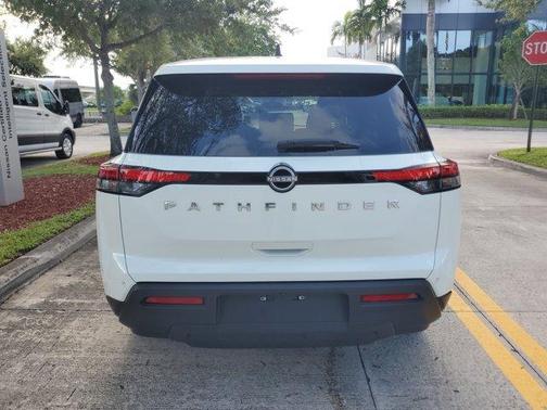 Glacier White 2024 Nissan Pathfinder S