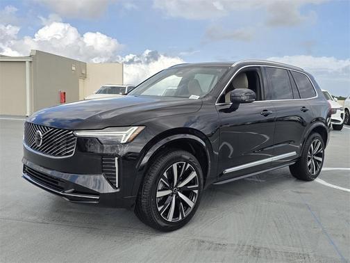 2025 Volvo XC90 B6 Core