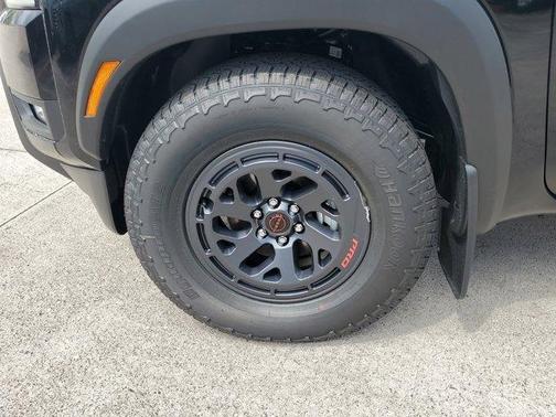 2025 Nissan Frontier PRO-X