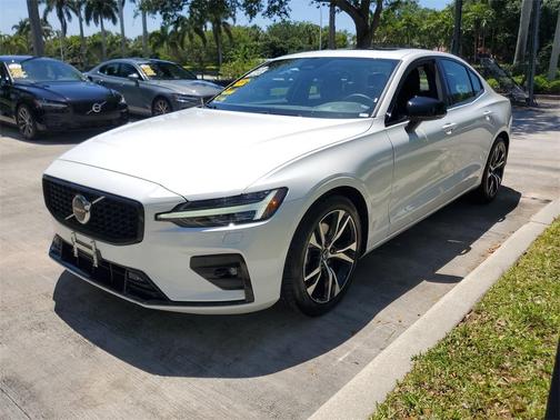 2025 Volvo S60 B5 Core