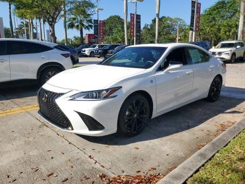 2024 Lexus ES 350 F SPORT Handling