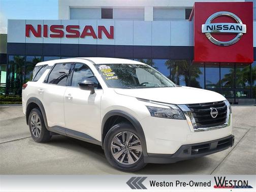 2023 Nissan Pathfinder S