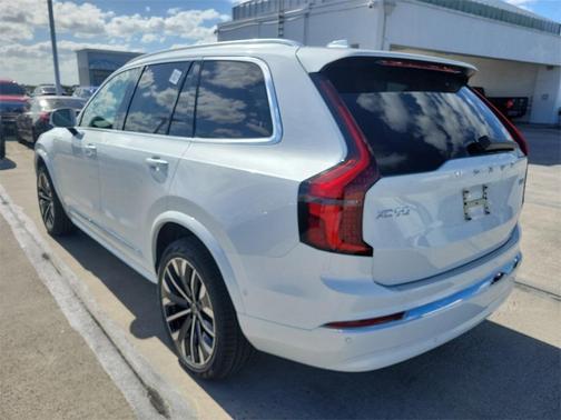 2026 Volvo XC90 Plug-In Hybrid T8 Ultra 7-Seater