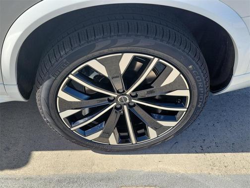 2026 Volvo XC90 Plug-In Hybrid T8 Ultra 7-Seater