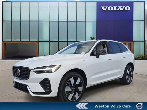 2025 Volvo XC60 Plug-In Hybrid T8 Plus