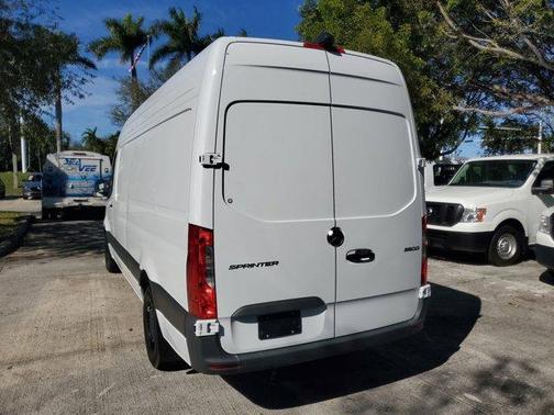 2025 Mercedes-Benz Sprinter 2500 170 WB