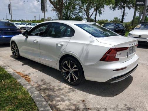 2025 Volvo S60 B5 Core