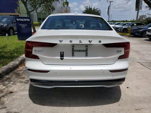 2025 Volvo S60 B5 Core