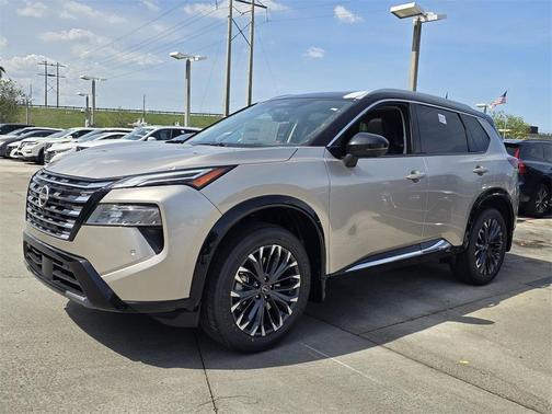 2025 Nissan Rogue Platinum
