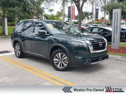 Obsidian Green 2025 Nissan Pathfinder SL