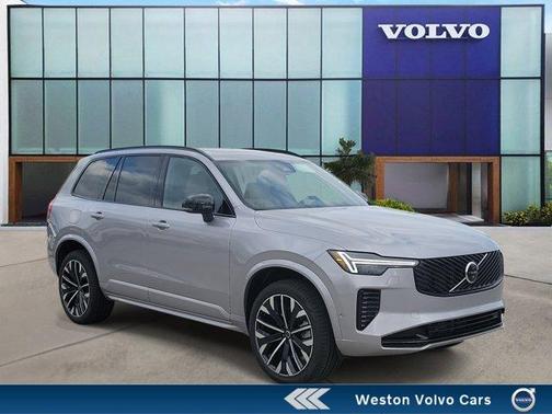 2026 Volvo XC90 B6 Ultra Dark Theme 7-Seater