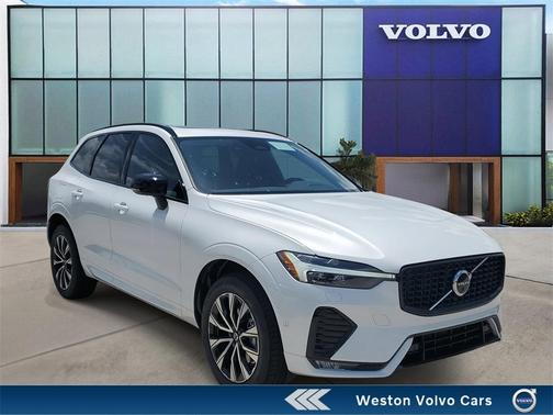 2025 Volvo XC60 B5 Plus