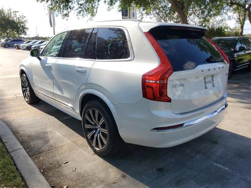2024 Volvo XC90 B5 Core Bright Theme