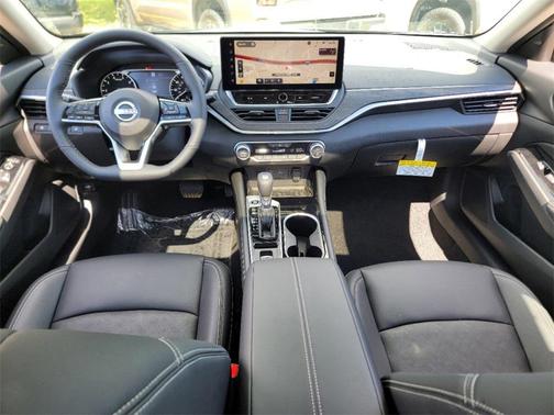2025 Nissan Altima SL