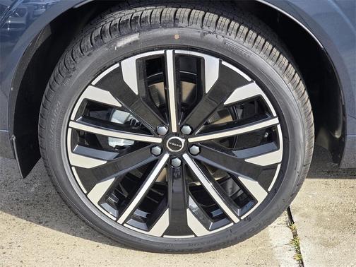 2026 Volvo XC60