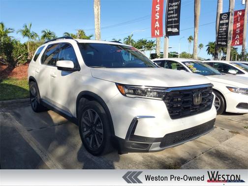 2023 Honda Pilot Touring