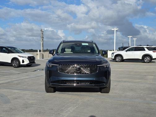 Denim Blue Metallic 2026 Volvo XC90 B6 Ultra 7-Seater