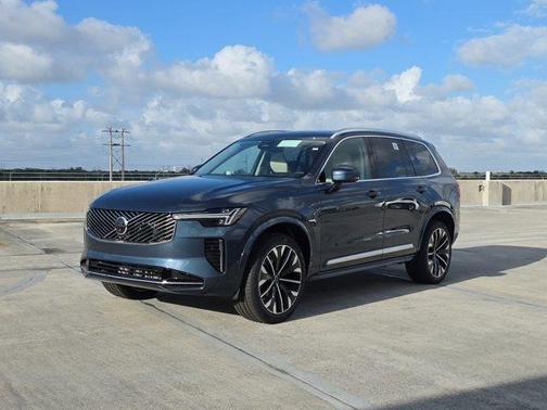 2026 Volvo XC90 B6 Ultra 7-Seater