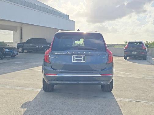 2026 Volvo XC90 B6 Ultra 7-Seater