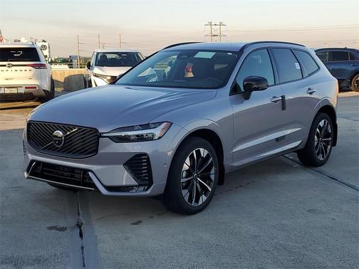 2026 Volvo XC60 B5 Plus