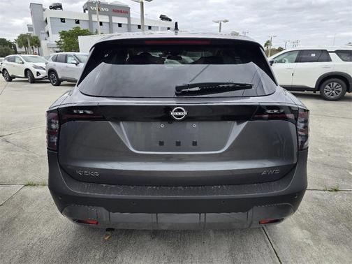 2025 Nissan Kicks SV