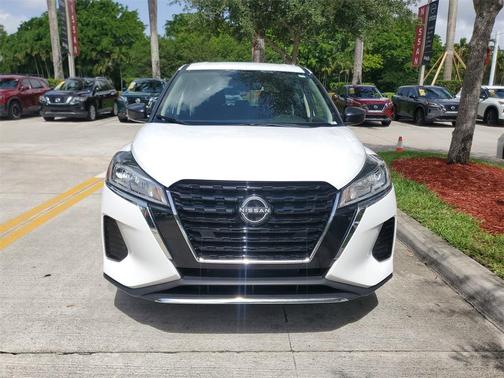 2023 Nissan Kicks S