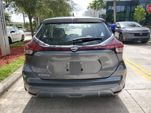 2023 Nissan Kicks S