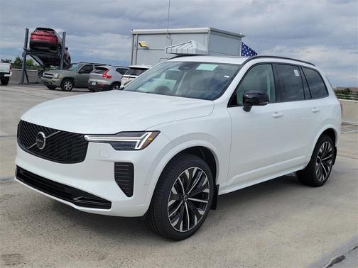 2026 Volvo XC90 B6 Ultra Dark Theme 7-Seater