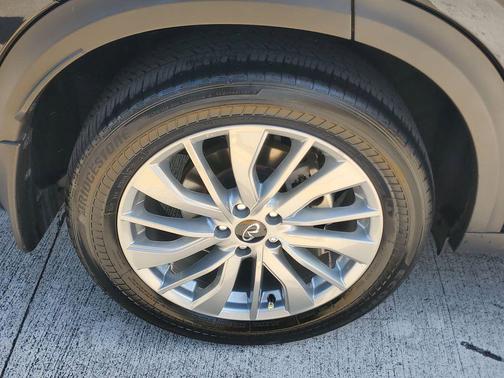 Black Obsidian 2025 INFINITI QX50 Pure