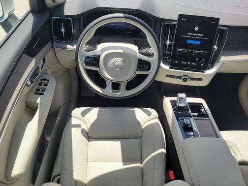 2026 Volvo XC90 B6 Ultra 7-Seater